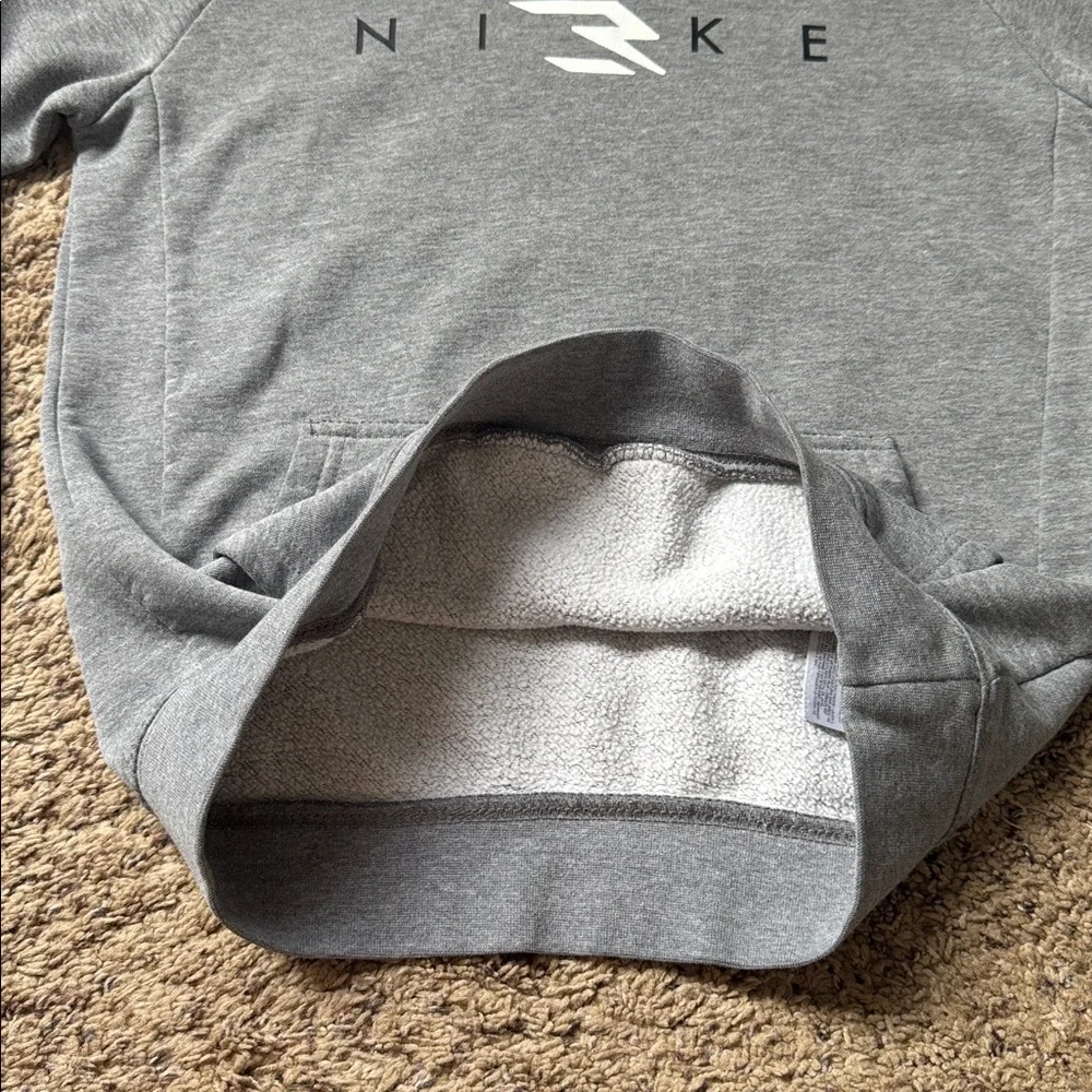 Nike Boys Hoodie Size M (10-12) - Picture 3 of 8